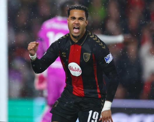 Bournemouth, England, 22nd October 2026. Justin Kluivert of Bournemouth celebrates scoring the first goal during the AFC Bournemouth vs AC Milan UEFA Europa League match at the Vitality Stadium, Bournemouth. Picture credit should read: Paul Terry Sportimage EDITORIAL USE ONLY. No use with unauthorised audio, video, data, fixture lists, club league logos or live services. Online in-match use limited to 120 images, no video emulation. No use in betting, games or single club league player publications. SPI_014_PT_Bournmouthmouth_AC_Milan SPI-5092-0014