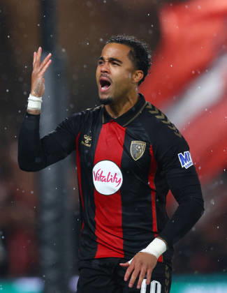 Bournemouth, England, 22nd October 2026. Justin Kluivert of Bournemouth celebrates scoring the first goal during the AFC Bournemouth vs AC Milan UEFA Europa League match at the Vitality Stadium, Bournemouth. Picture credit should read: Paul Terry Sportimage EDITORIAL USE ONLY. No use with unauthorised audio, video, data, fixture lists, club league logos or live services. Online in-match use limited to 120 images, no video emulation. No use in betting, games or single club league player publications. SPI_015_PT_Bournmouthmouth_AC_Milan SPI-5092-0015