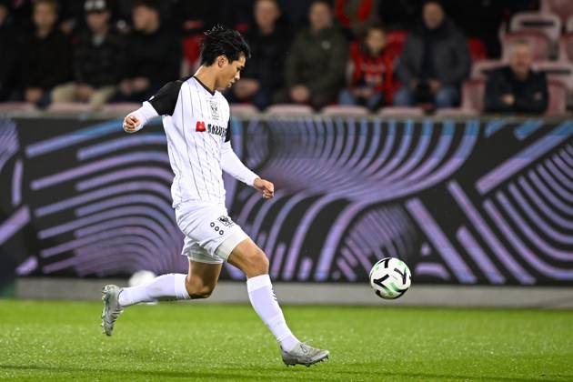 FC Midtjylland v Sint-Truidense VV - UEFA Conference League HERNING, DENMARK - OCTOBER 22 : Takai Kota defender of Sint-Truidense VV during the UEFA Conference League 2026 27 League Phase matchday 2 match between FC Midtjylland and Sint-Truidense VV on October 22, 2026 in Herning, Denmark, 22 10 2026 Herning Denmark  Copyright: xTomasxSiskx