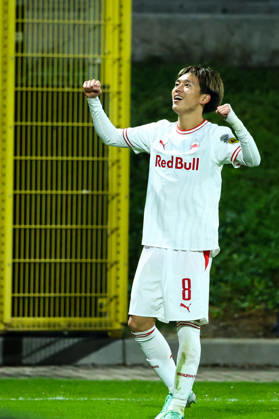 SOCCER - UEFA EL, Celje vs RBS CELJE,SLOVENIA,22.OCT.26 - SOCCER - UEFA Europa League, NK Celje vs Red Bull Salzburg. Image shows the rejoicing of Red Bull Salzburg.  GEPAxpictures xJamesxDoak