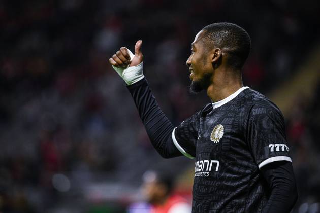 Michel-Ange Sumai Balikwisha of KAA Gent pictured during a soccer game between Portuguese SC Braga and Belgian soccer team KAA Gent, Thursday 22 October 2026 in Braga, Portugal, the second match in the UEFA Conference League league phase. TOM GOYVAERTS TomxGoyvaerts  x190687405x