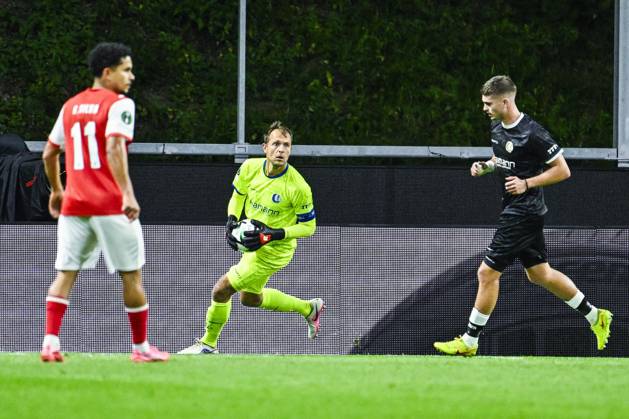 Davy Roef goalkeeper of KAA Gent pictured in action during a soccer game between Portuguese SC Braga and Belgian soccer team KAA Gent, Thursday 22 October 2026 in Braga, Portugal, the second match in the UEFA Conference League league phase. TOM GOYVAERTS TomxGoyvaerts  x190687772x