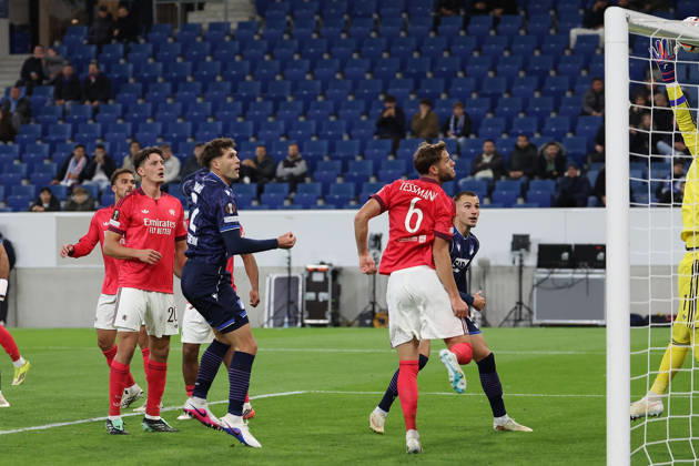 Sinsheim, Germany - Octobre 22: Robin Hranac (TSG 1899 Hoffenheim) in action, with the ball goalkeeper Dominik Greif (Olympique Lyon) during the UEFA Europa League phase Matchday 3 2026 27 match between TSG Hoffenheim and Olympique Lyon at Rhein Neckar Arena on Octobre, 2026 in Sinsheim, Germany Copyright: HMBxMedia JoaquimxFerreira