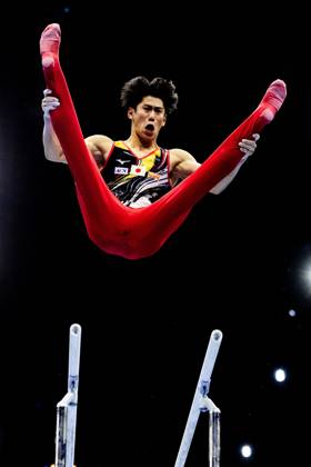 ROTTERDAM - Daiki Hashimoto (JPN) during the All-Around final at the World Gymnastics Championships in Rotterdam Ahoy. IRIS VAN DEN BROEK ANP xVIxANPxSportx xxANPxIVx 573294554 originalFilename: 573294554
