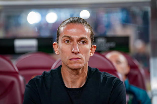 Fussball UEFA Conference League 2026 - 2027, 2. Spieltag - AS Monaco vs SC Freiburg - Stadion Louis II (Monaco): Luis Filipe (Trainer, AS Monaco) Copyright: xJOERANxSTEINSIEKx