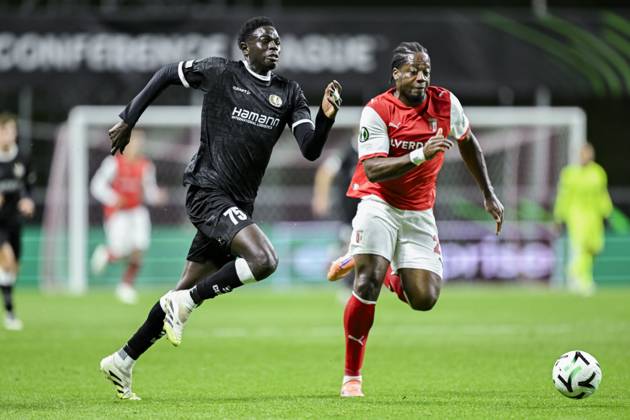 SC Braga v KAA Gent - UEFA Conference League BRAGA, PORTUGAL - OCTOBER 22 : Cisse Ibrahima forward of KAA Gent and Bright Arrey-Mbi defender of SC Braga in action during the UEFA Conference League 2026 27 League Phase matchday 2 match between SC Braga and KAA Gent on October 22, 2026 in Braga, Portugal, 22 10 2026 Braga Portugal  Copyright: xNicoxVereeckenx