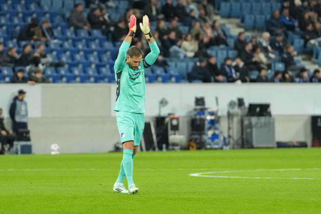 UEFA Europa League: TSG Hoffenheim vs Olympique Lyon, 22.10.2026 Oliver Baumann (TSG Hoffenheim, 1) am klatschen für eine Chance seiner Mannschaft UEFA Europa League: TSG Hoffenheim vs Olympique Lyon, Rhein-Neckar-Arena, 22.10.2026 Copyright: xBEAUTIFULxSPORTS Boscox