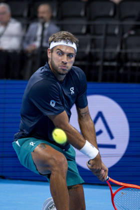 TENNIS : ATP, Tennis Herren 250 - Grand Prix Tennis AURA - Decines (France) 22 10 2026 Flavio Cobolli (ITA) vs Stan Wawrinka (SUI) during the tournament of the Auvergne Rhône-Alpes Grand Prix at the LDLC Arena in Décines on October 22, 2026. Photo Sandrine Thesillat PsNewZ Copyright: xSandrinexTHESILLATx