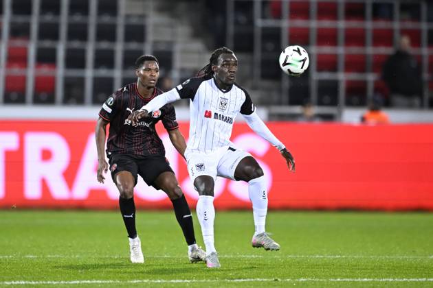 FC Midtjylland v Sint-Truidense VV - UEFA Conference League HERNING, DENMARK - OCTOBER 22 : Diao Ousmane defender of Midtjylland and Soelle Soelle Frederic forward of Sint-Truidense VV during the UEFA Conference League 2026 27 League Phase matchday 2 match between FC Midtjylland and Sint-Truidense VV on October 22, 2026 in Herning, Denmark, 22 10 2026 Herning Denmark  Copyright: xTomasxSiskx