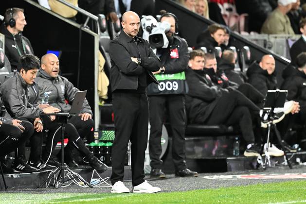 STVV s head coach Frederic De Meyer pictured during a soccer game between Danish FC Midtjylland and Belgian Sint-Truidense VV, Thursday 22 October 2026 in Herning, Denmark, on the second day of the UEFA Conference League league phase. JILLxDELSAUX  x190692087x