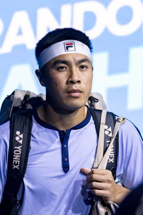 TENNIS : ATP, Tennis Herren 250 - Grand Prix Tennis AURA - Decines (France) 22 10 2026 Brandon Nakashima (USA) enters the court during the tournament of the Auvergne Rhône-Alpes Grand Prix at the LDLC Arena in Décines on October 22, 2026. Photo Sandrine Thesillat PsNewZ Copyright: xSandrinexTHESILLATx