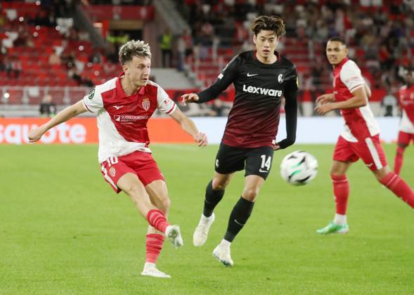Monaco vs Fribourg PHOTOPQR NICE MATIN Cyril Dodergny ; Monaco ; 22 10 2026 ; Monaco le 22 10 2026 - Stade Louis II - Ligue Conference - 2eme journee - L AS Monaco recevait Fribourg - Le monegasque GOLOVIN N10 Monaco France Copyright: xPHOTOPQR NICExMATIN MAXPPPxCyrilxDodergnyx 20261022NIM2370 20261022NIM2370