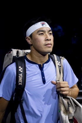 TENNIS : ATP, Tennis Herren 250 - Grand Prix Tennis AURA - Decines (France) 22 10 2026 Brandon Nakashima (USA) enters the court during the tournament of the Auvergne Rhône-Alpes Grand Prix at the LDLC Arena in Décines on October 22, 2026. Photo Sandrine Thesillat PsNewZ Copyright: xSandrinexTHESILLATx