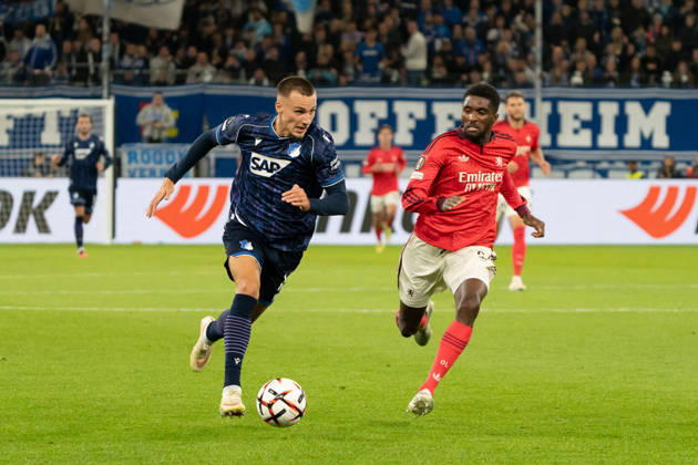 Tim Lemperle (TSG Hoffenheim, 19) läuft alleine auf das Tor zu, Großchance, am Ball, Aktion, Dribbling, dribbeln, Angriff, GER, TSG 1899 Hoffenheim vs. Olympique Lyon, Fussball, Europa League, Spieltag 3, Spielzeit 2026 2027, 22.10.2026, GER, TSG 1899 Hoffenheim vs. Olympique Lyon, Fussball, Europa League, Spieltag 3, Spielzeit 2026 2027, 22.10.2026, Sinsheim Copyright: xEibner-Pressefoto EdwardxCheungx EP_ECG