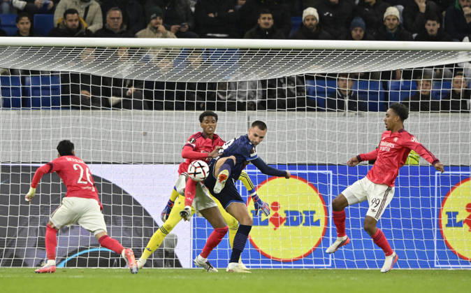 TOR zum 1:0 Andrej Kramaric TSG 1899 Hoffenheim (27) (nicht im Bild) Assist Tim Lemperle TSG 1899 Hoffenheim (19) leitet Ball weiter TSG 1899 Hoffenheim vs Olympique Lyon 22.10.2026 DFL REGULATIONS PROHIBIT ANY USE OF PHOTOGRAPHS AS IMAGE SEQUENCES AND OR QUASI-VIDEO TSG 1899 Hoffenheim vs Olympique Lyon