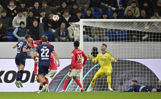 TOR zum 1:0 Nathan De Cat TSG 1899 Hoffenheim (17) Torschuss Aktion Torchance TSG 1899 Hoffenheim vs Olympique Lyon 22.10.2026 DFL REGULATIONS PROHIBIT ANY USE OF PHOTOGRAPHS AS IMAGE SEQUENCES AND OR QUASI-VIDEO TSG 1899 Hoffenheim vs Olympique Lyon