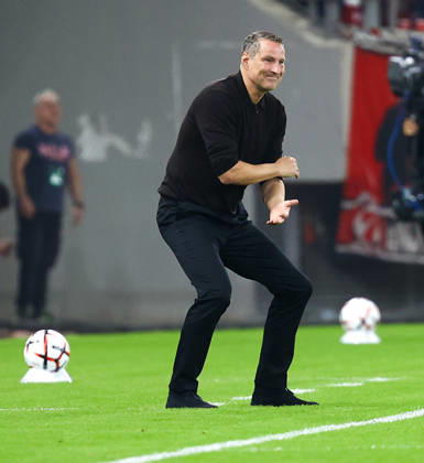 Olympiacos F.C. v AC Sparta Prague UEFA Europa League Brian Priske Manager of AC Sparta Prague during the UEFA Europa League match at Karaiskakis Stadium, Piraeus 22 10 2026 UK Newspapers OUT Copyright: xYannisxHalasx FIL-24108-0051