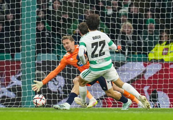 Celtic midfielder Mika Baur scores to give Celtic a 1-0 lead Celtic v Celta Vigo, UEFA Europa League, Football, Celtic Park, Glasgow, Scotland, UK - 22 Oct 2026Glasgow Celtic Park Scotland United Kingdom  Copyright: xStuartxWallace Shutterstockx 17230137bt
