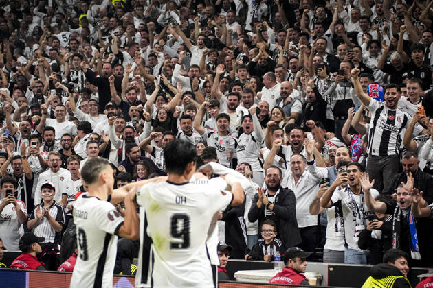 Besiktas v Crystal Palace - UEFA Europa League ISTANBUL, TURKIYE - OCTOBER 22: Players of Besiktas celebrate after a goal during the UEFA Europa League match between Besiktas and Crystal Palace at Tupras Stadium in Istanbul, Turkiye on October 22, 2026. Beyza Comert Anadolu Istanbul Turkey. Editorial use only. Please get in touch for any other usage.  Copyright: x2026xAnadoluxBeyzaxComertx