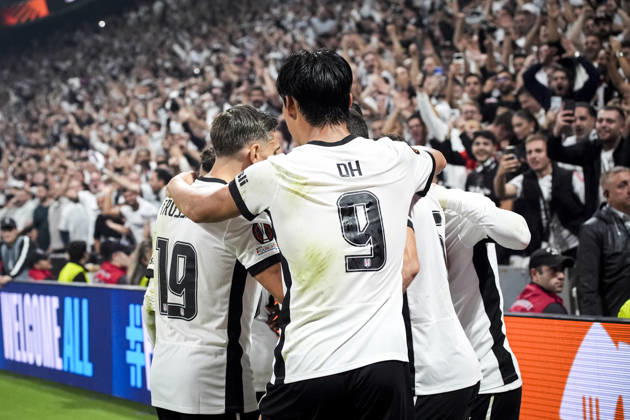 Besiktas v Crystal Palace - UEFA Europa League ISTANBUL, TURKIYE - OCTOBER 22: Players of Besiktas celebrate after a goal during the UEFA Europa League match between Besiktas and Crystal Palace at Tupras Stadium in Istanbul, Turkiye on October 22, 2026. Beyza Comert Anadolu Istanbul Turkey. Editorial use only. Please get in touch for any other usage.  Copyright: x2026xAnadoluxBeyzaxComertx