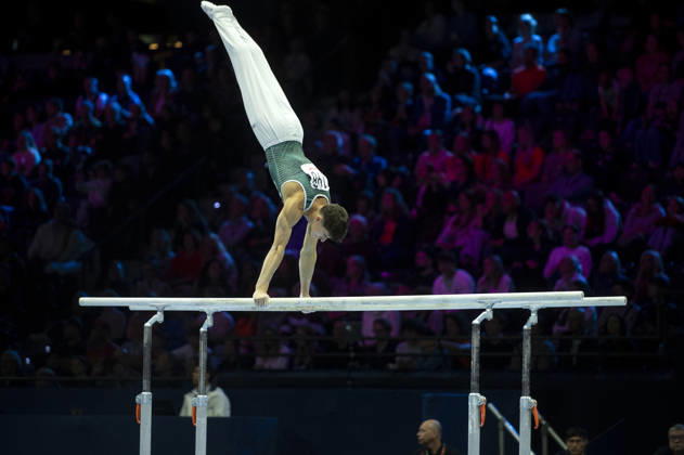 Rotterdam The Netherlands 22nd October 2026 World Championships artistic gymnastics. Men™s allround competition Timo Eder (GER) finishes 14th Parallel bars