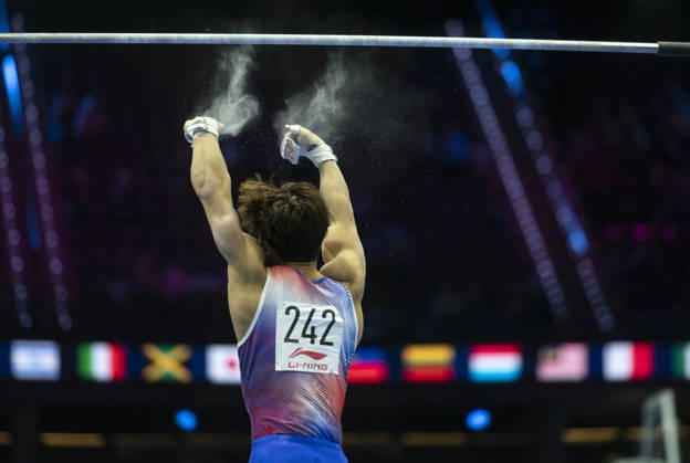 Rotterdam The Netherlands 22nd October 2026 World Championships artistic gymnastics. Men™s allround competition Shinnosuke Oka (JPN) falls from the high bar