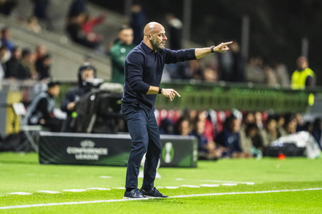 Franclim Carvalho Head Coach of SC Braga gestures during the UEFA Conference League 2026 27 League Phase MD2 match between SC Braga vs KAA Gent at Estádio Municipal de Braga on October 22th,2026 (Photo by Pedro Loureiro Sports Press Photo) Copyright: xPedroxLoureiro SportsxPressxPhotox Sportspressphoto_SPR263545