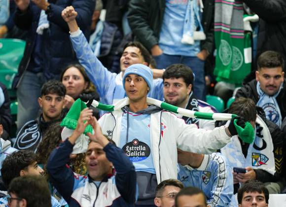 Celta Vigo fans Celtic v Celta Vigo, UEFA Europa League, Football, Celtic Park, Glasgow, Scotland, UK - 22 Oct 2026Glasgow Celtic Park Scotland United Kingdom  Copyright: xStuartxWallace Shutterstockx 17230137ch