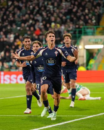 Javi Rodriguez of Celta Vigo celebrates scoring to tie the game 1-1 Celtic v Celta Vigo, UEFA Europa League, Football, Celtic Park, Glasgow, Scotland, UK - 22 Oct 2026Glasgow Celtic Park Scotland United Kingdom  Copyright: xStuartxWallace Shutterstockx 17230137cl