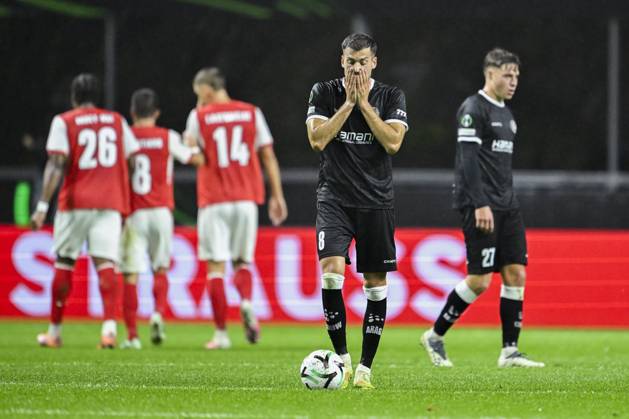 SC Braga v KAA Gent - UEFA Conference League BRAGA, PORTUGAL - OCTOBER 22 : Benes Laszlo midfielder of KAA Gent looking dejected after an opponent s goal during the UEFA Conference League 2026 27 League Phase matchday 2 match between SC Braga and KAA Gent on October 22, 2026 in Braga, Portugal, 22 10 2026 Braga Portugal  Copyright: xNicoxVereeckenx