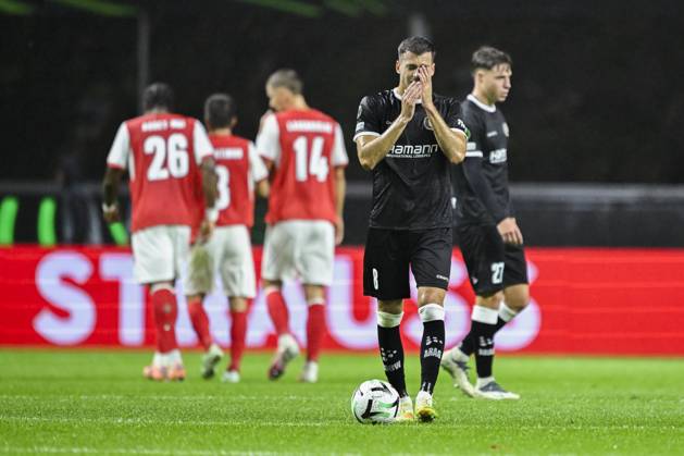 SC Braga v KAA Gent - UEFA Conference League BRAGA, PORTUGAL - OCTOBER 22 : Benes Laszlo midfielder of KAA Gent looking dejected after an opponent s goal during the UEFA Conference League 2026 27 League Phase matchday 2 match between SC Braga and KAA Gent on October 22, 2026 in Braga, Portugal, 22 10 2026 Braga Portugal  Copyright: xNicoxVereeckenx