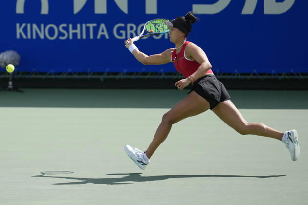 WTA, Tennis Damen Kinoshita Group Japan Open - Day 4 Ann Li of the United States plays during her round of 16 singles match against Zeynep Sonmez of Turkey at the 2026 Kinoshita Group Japan Open Women s tennis tournament at Utsubo Tennis Center in Osaka, Japan, on October 22, 2026. Osaka Japan Copyright: xOwenxHammondx originalFilename:hammond-2026kino261022_npu5S