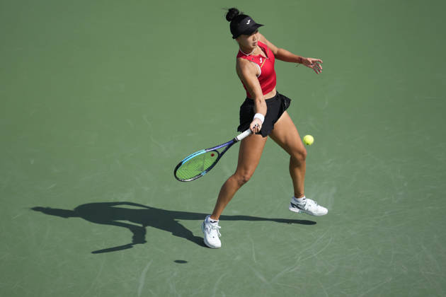 WTA, Tennis Damen Kinoshita Group Japan Open - Day 4 Ann Li of the United States plays during her round of 16 singles match against Zeynep Sonmez of Turkey at the 2026 Kinoshita Group Japan Open Women s tennis tournament at Utsubo Tennis Center in Osaka, Japan, on October 22, 2026. Osaka Japan Copyright: xOwenxHammondx originalFilename:hammond-2026kino261022_npUHV