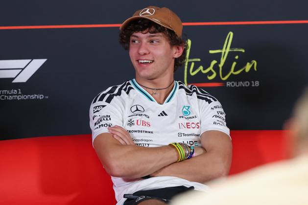 22nd October 2026; Circuit of the Americas, Austin, United States; Formula 1, United States Grand Prix, Arrivals Day; Andrea Kimi Antonelli (12) of Italy and Mercedes-AMG PETRONAS Formula One Team smiles during an interview VincentxCuono