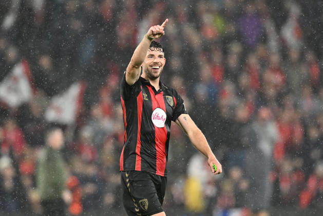 Bournemouth v AC Milan, Europa League Ryan Christie (10) of AFC Bournemouth celebrates at full time during the Europa League match between Bournemouth and AC Milan at the Vitality Stadium, Bournemouth, UK on 22 October 2026. Bournemouth Vitality Stadium Dorset UK Editorial use only , Copyright: xGrahamxHuntx PSI-25046-0122
