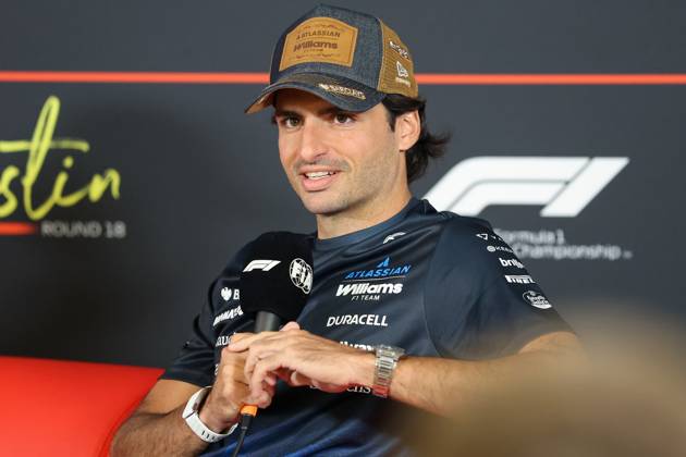 22nd October 2026; Circuit of the Americas, Austin, United States; Formula 1, United States Grand Prix, Arrivals Day; Carlos Sainz (55) of Spain and Atlassian Williams F1 Team during a press conference, PK, Pressekonferenz VincentxCuono