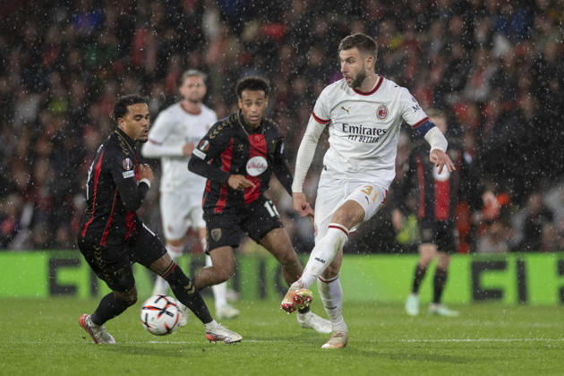 AFC Bournemouth v AC Milan, UEFA Europa League Strahinja Pavlovic of Milan passes during AFC Bournemouth v AC Milan UEFA Europa League Matchday 3 at the Vitality Stadium, Bournemouth, England on 22 October 2026 Credit: Andy Thomas Every Second Media Editorial use only. All images are copyright Every Second Media Limited. No images may be reproduced without prior permission. Copyright: xIMAGO EveryxSecondxMediax ESM-2245-0055 AndyxThomasx xEveryxSecondxMediax