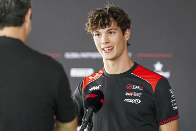 FORMULA 1 UNITED STATES GRAND PRIX 2026 Oliver Bearman (GBR) 87 Haas F1 Team giving an interview during the Formula 1 MSC Cruises United States Grand Prix 2026, Round 18 of the 2026 Formula 1 World Championship, WM, Weltmeisterschaft from 23rd - 25th October 2026 at the Circuit of the Americas, Austin, United States. Credit: Robbie Hoad Every Second Media Editorial use only. All images are copyright Every Second Media Limited. No images may be reproduced without prior permission. Copyright: xIMAGO EveryxSecondxMediax ESM-2246-0025 RobbiexHoadx xEveryxSecondxMediax