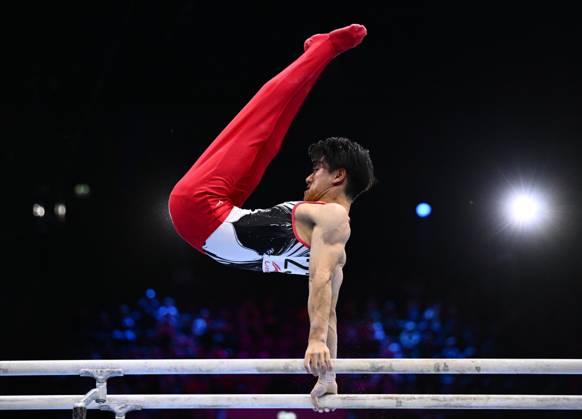 Netherlands Artistic Gymnastics World Championships 9270985 22.10.2026 Japan s Daiki Hashimoto competes on the parallel bars during the men s all-around final at the 2026 World Artistic Gymnastics Championships in Rotterdam, the Netherlands. Alexey Filippov Sputnik Rotterdam Netherlands  Copyright: xAlexeyxFilippovx