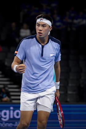 TENNIS : ATP, Tennis Herren 250 - Grand Prix Tennis AURA - Decines (France) 22 10 2026 Brandon Nakashima qualifies for the quarterfinals during the tournament of the Auvergne Rhône-Alpes Grand Prix at the LDLC Arena in Décines on October 22, 2026. Photo Sandrine Thesillat PsNewZ  Copyright: xSandrinexTHESILLATx