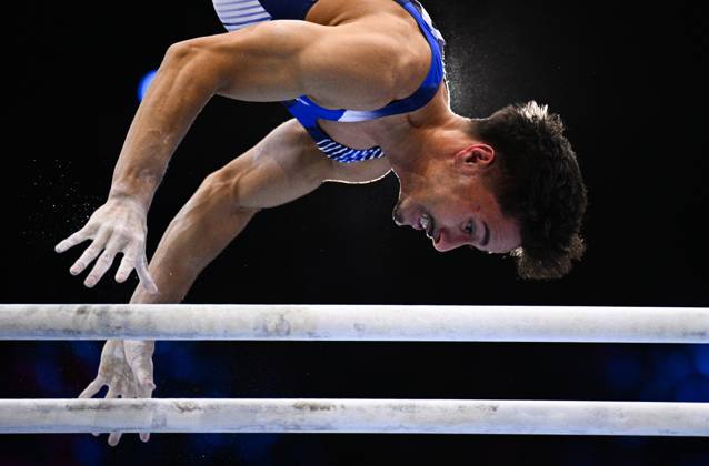 Netherlands Artistic Gymnastics World Championships 9270990 22.10.2026 Britain s Jake Jarman competes on the parallel bars during the men s all-around final at the 2026 World Artistic Gymnastics Championships in Rotterdam, the Netherlands. Alexey Filippov Sputnik Rotterdam Netherlands  Copyright: xAlexeyxFilippovx