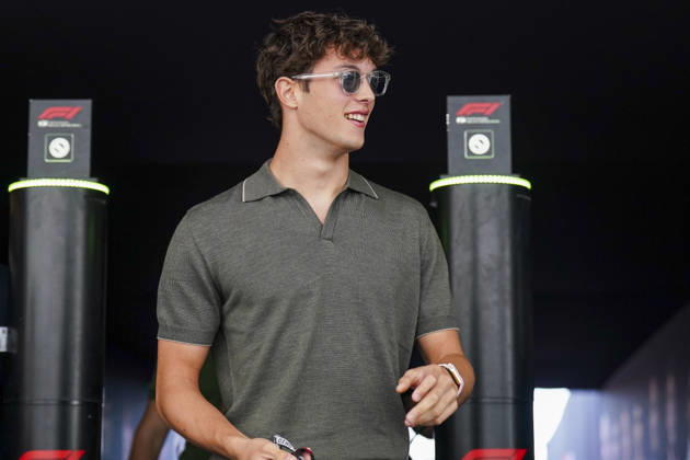 FORMULA 1 UNITED STATES GRAND PRIX 2026 Oliver Bearman (GBR) 87 Haas F1 Team arriving during the Formula 1 MSC Cruises United States Grand Prix 2026, Round 18 of the 2026 Formula 1 World Championship, WM, Weltmeisterschaft from 23rd - 25th October 2026 at the Circuit of the Americas, Austin, United States. Credit: Robbie Hoad Every Second Media Editorial use only. All images are copyright Every Second Media Limited. No images may be reproduced without prior permission. Copyright: xIMAGO EveryxSecondxMediax ESM-2246-0049 RobbiexHoadx xEveryxSecondxMediax