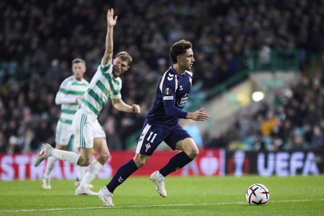Celtic FC v Real Club Celta - UEFA Europa League 2026 27 League Phase MD3 GLASGOW, SCOTLAND - OCTOBER 22: Pablo Duran of RC Celta de Vigo runs with the ball during the UEFA Europa League 2026 27 League Phase MD3 match between Celtic FC and Real Club Celta de Vigo at Celtic Park on October 22, 2026 in Glasgow, Scotland. (Photo by Diego Simon Photo Players Images Magara Press) Glasgow Celtic Park Stadium Scotland Copyright: xDiegoxSimonx
