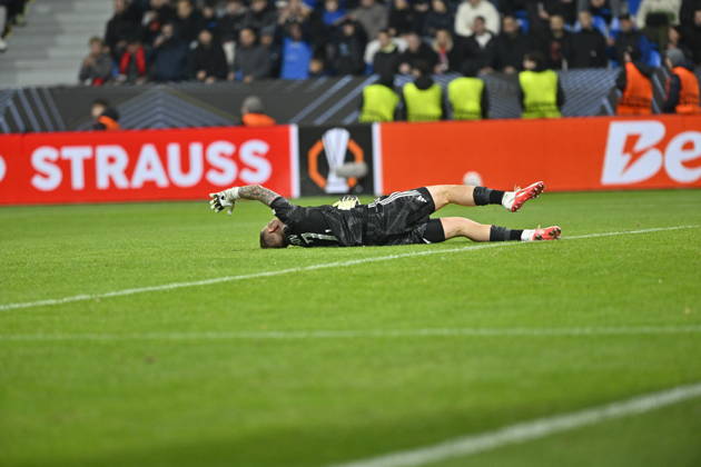 Fotball UEFA Europa League 3rd round match: Viktoria Plzen vs Levski Sofia in Pilsen, Czech Republic, October 22, 2026. Goalkeeper Svetoslav Vucov (Sofia). (CTKxPhoto MiroslavxChaloupka) CTKPhotoP2026102210683  CTKPhotoP2026102210683