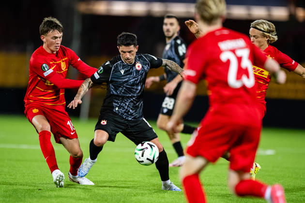 FC Nordsjaelland v CSKA Sofia, UEFA Conference League, Farum, Denmark Farum, Denmark. 22nd, October 2026. Stefano Sensi (8) of CSKA Sofia and Justin Janssen (18) of FC Nordsjaelland seen during the UEFA Conference League match between FC Nordsjaelland and CSKA Sofia at Right to Dream Park in Farum. Danmark, Farum, Right to Dream Park  Copyright: xGonzalesxPhoto TobiasxJorgensenx