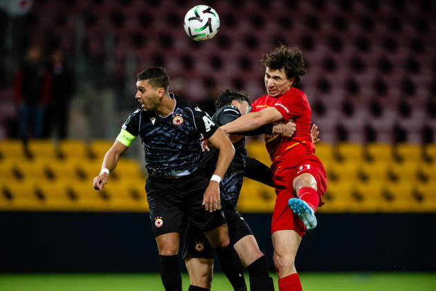 FC Nordsjaelland v CSKA Sofia, UEFA Conference League, Farum, Denmark Farum, Denmark. 22nd, October 2026. Alexander Lind (11) of FC Nordsjaelland and Bruno Jordao (L) of CSKA Sofia seen during the UEFA Conference League match between FC Nordsjaelland and CSKA Sofia at Right to Dream Park in Farum. Danmark, Farum, Right to Dream Park  Copyright: xGonzalesxPhoto TobiasxJorgensenx