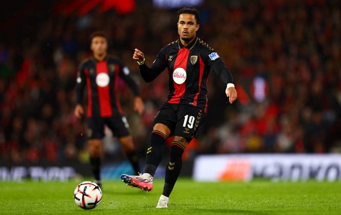 Justin Kluivert of AFC Bournemouth. AFC Bournemouth v AC Milan, UEFA Europa League, Football, Vitality Stadium, Bournemouth, UK - 22 Oct 2026Bournemouth Vitality Stadium United Kingdom  Copyright: xJamesxMarsh Shutterstockx 17230046cj