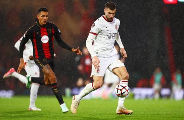 Strahinja Pavlovic of AC Milan. AFC Bournemouth v AC Milan, UEFA Europa League, Football, Vitality Stadium, Bournemouth, UK - 22 Oct 2026Bournemouth Vitality Stadium United Kingdom  Copyright: xJamesxMarsh Shutterstockx 17230046di
