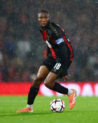 Bafode Diakite of AFC Bournemouth. AFC Bournemouth v AC Milan, UEFA Europa League, Football, Vitality Stadium, Bournemouth, UK - 22 Oct 2026Bournemouth Vitality Stadium United Kingdom  Copyright: xJamesxMarsh Shutterstockx 17230046de