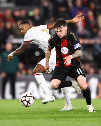 Bournemouth v AC Milan 22 October 2026, Bournemouth - UEFA Europa League - Bournemouth v AC Milan - Ben Gannon-Doak of Bournemouth and Pervis Estupinan of AC Milan - Photo: Jacques Feeney Offside. Bournemouth UK Copyright: xJacquesxFeeneyx xOffsidexOffside